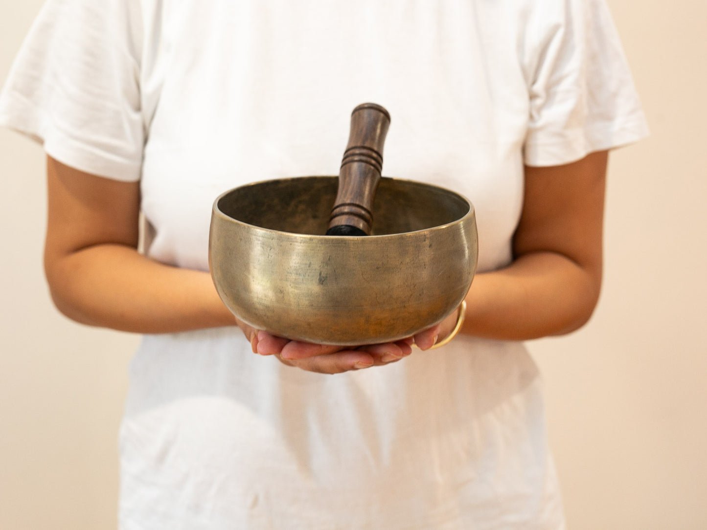 Remuna Singing Bowl - Base note A3 (223 Hz)