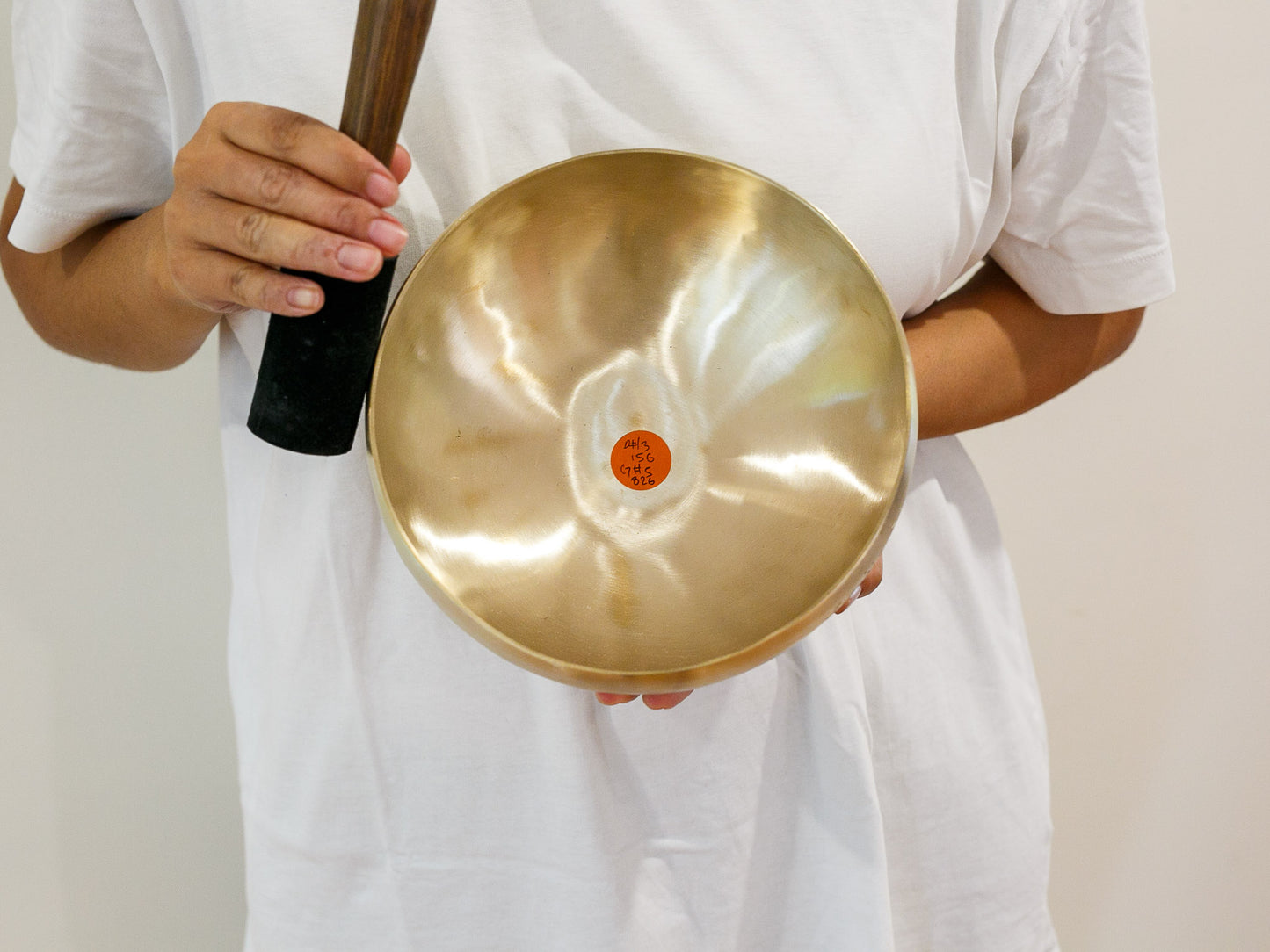 19.5 cms Easy Play Singing Bowl – D#3 156 Hz
