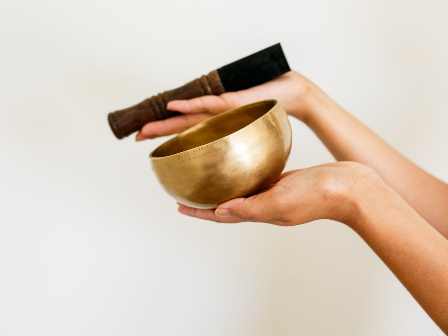 Small Contemporary Flow Singing Bowl - Base note C5 (534 Hz)