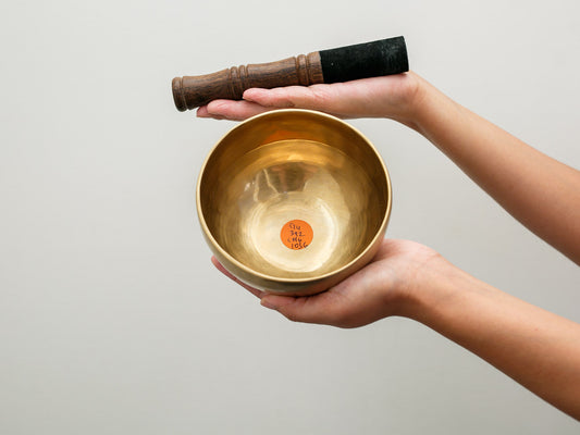 Small Contemporary Flow Singing Bowl - Base note G4 (392)