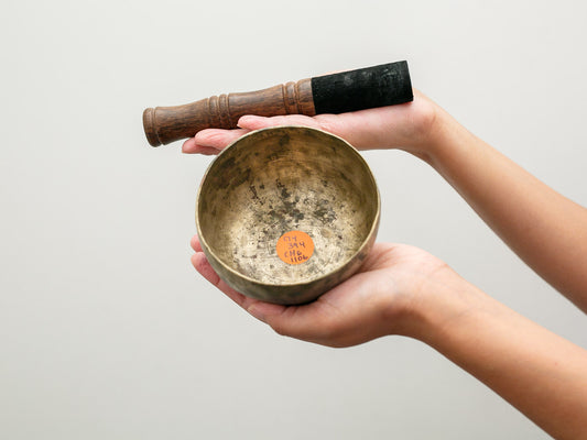 Small Tara Singing Bowl - Base Note G4 (394 Hz)