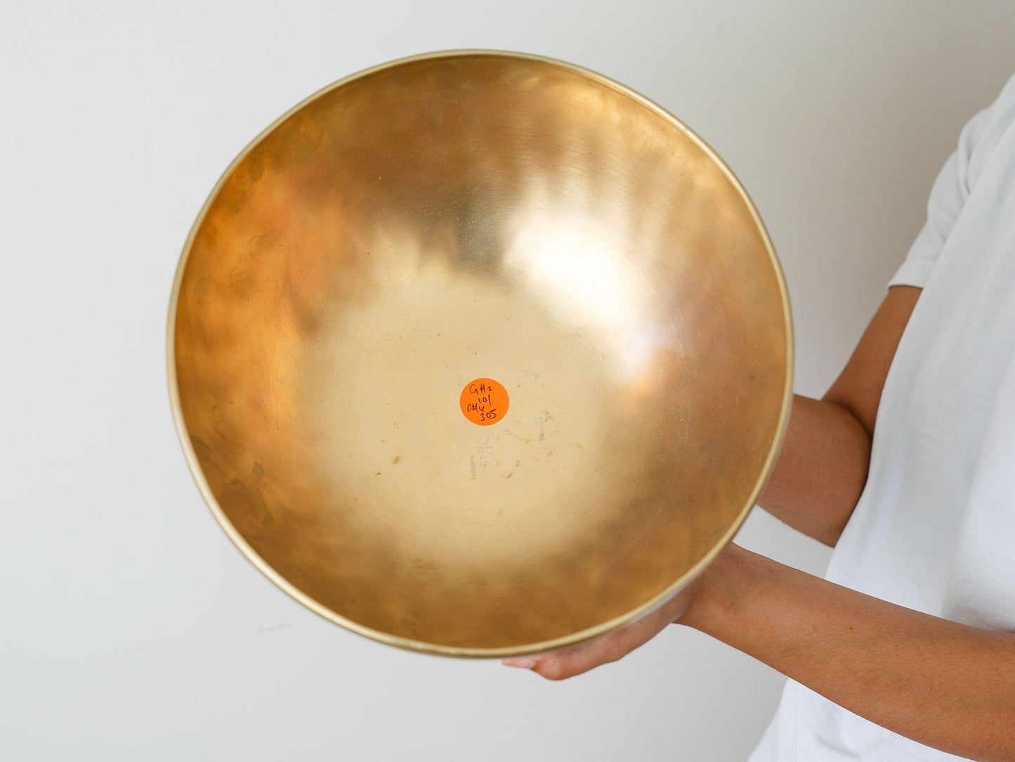 Low and Light Bowl - Base note G#2 101 Hz