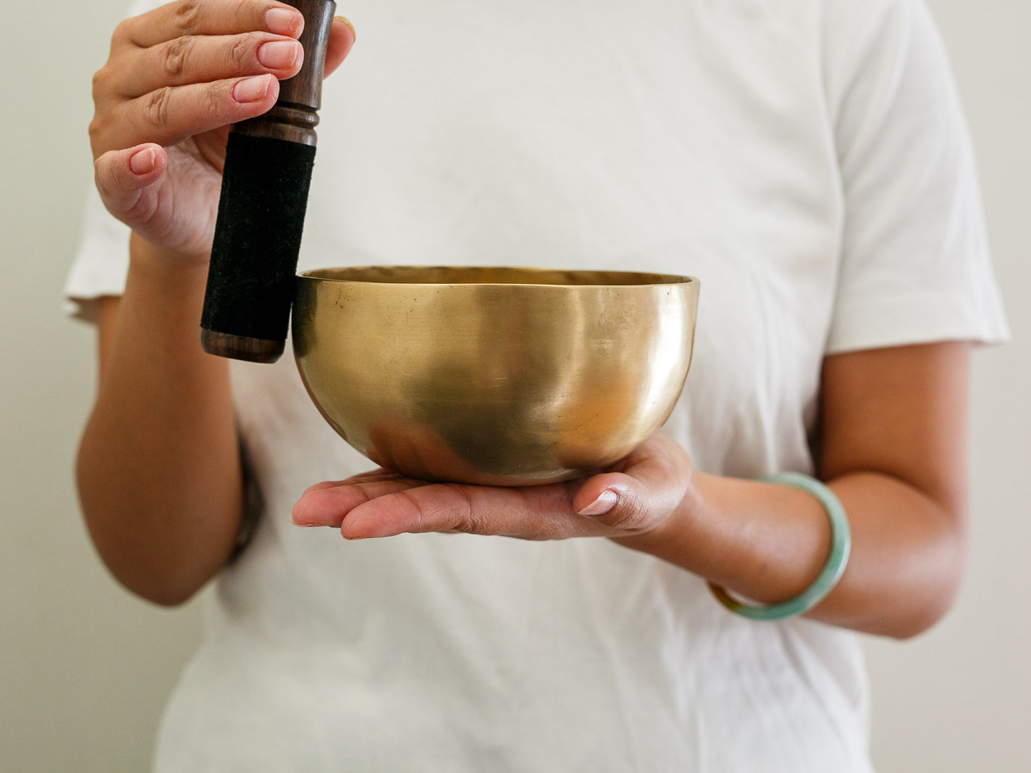 Small Contemporary Flow Singing Bowl - Base note F4 (350 Hz)