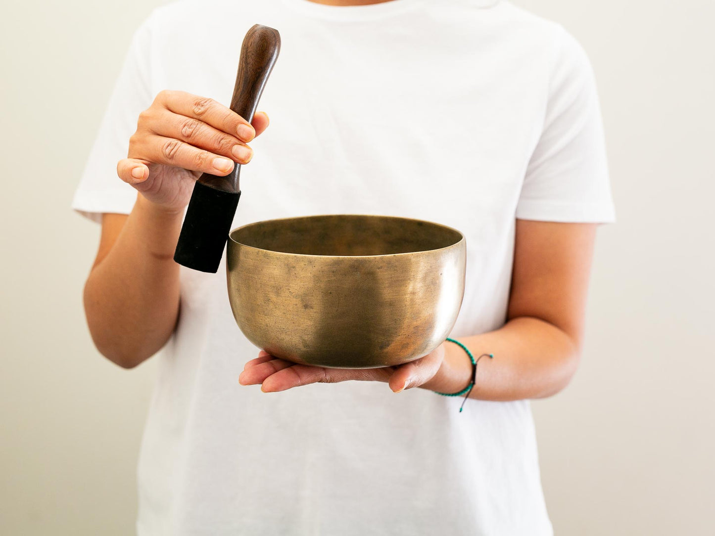 Tara Singing Bowl - Base Note F#3 (190 Hz)