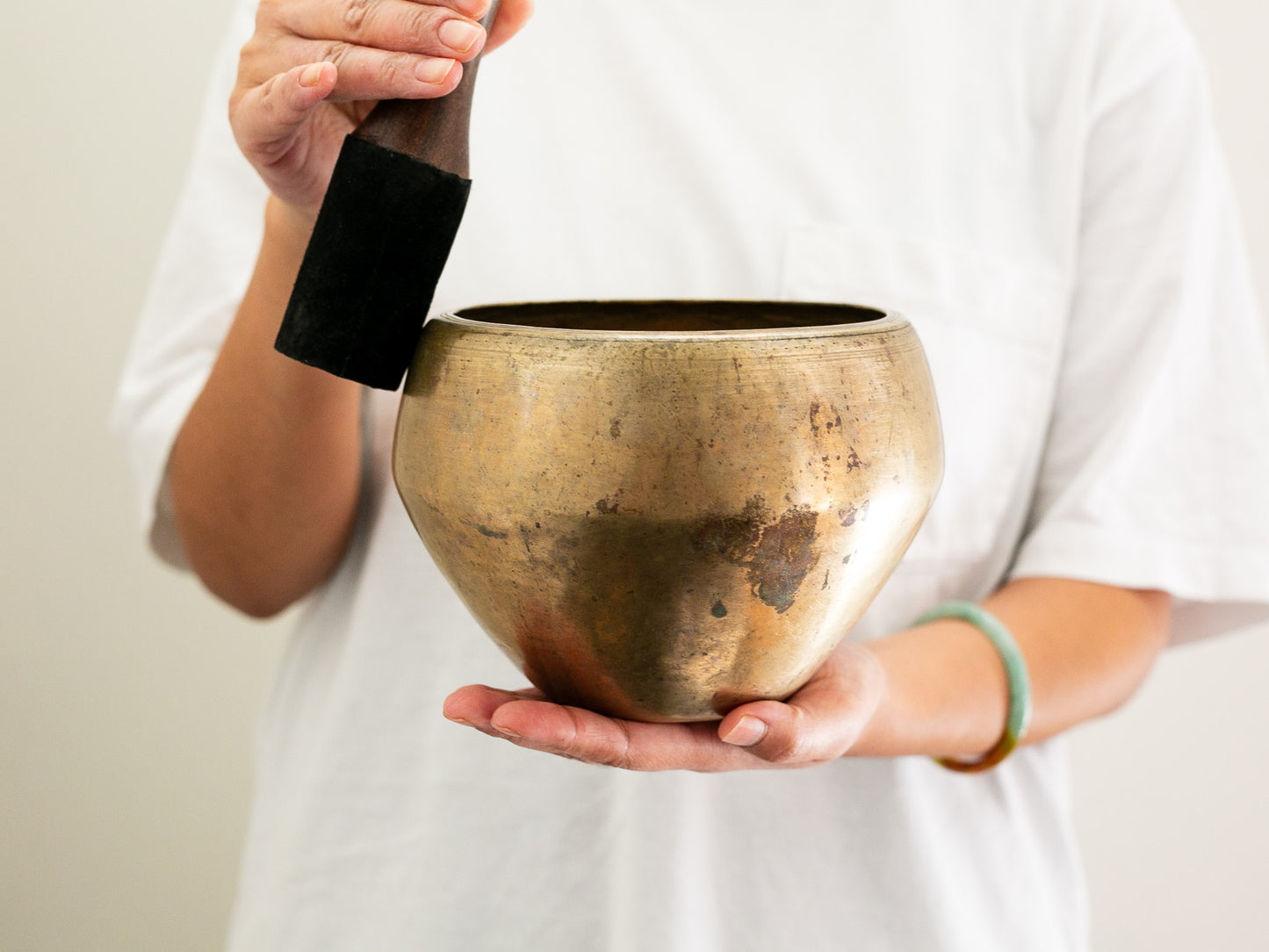 Collector's Buddha Singing Bowl - Base Note G#3 (205 Hz)