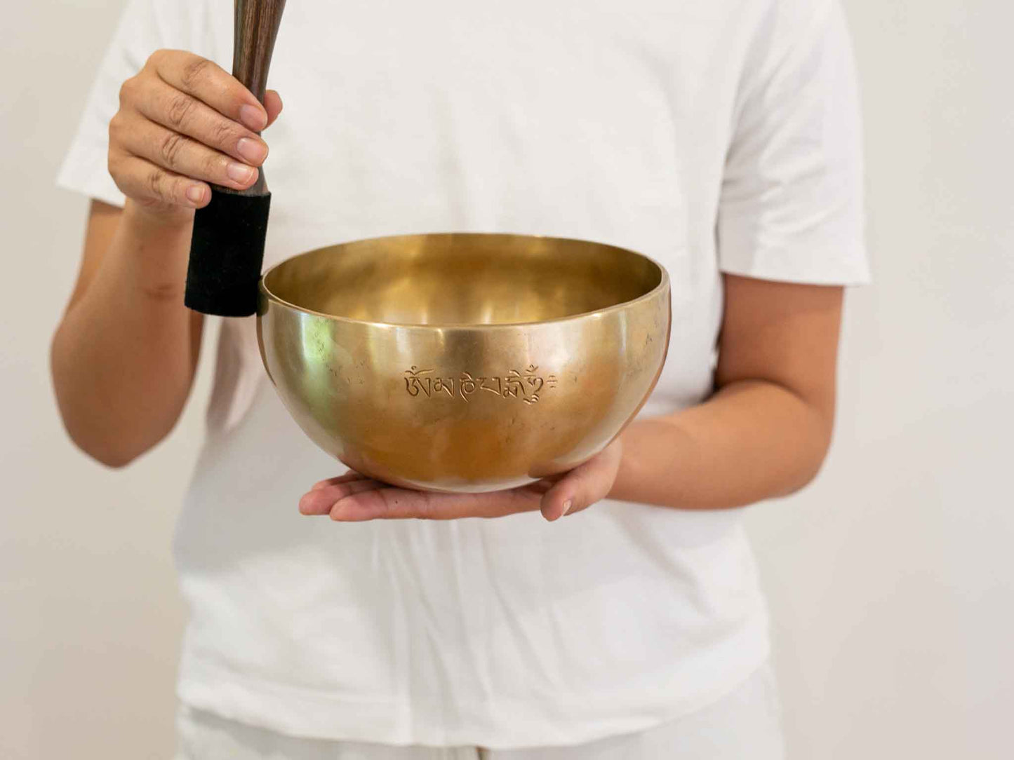 Hand Hammered Moon Singing Bowl - Base Note A3 (224)