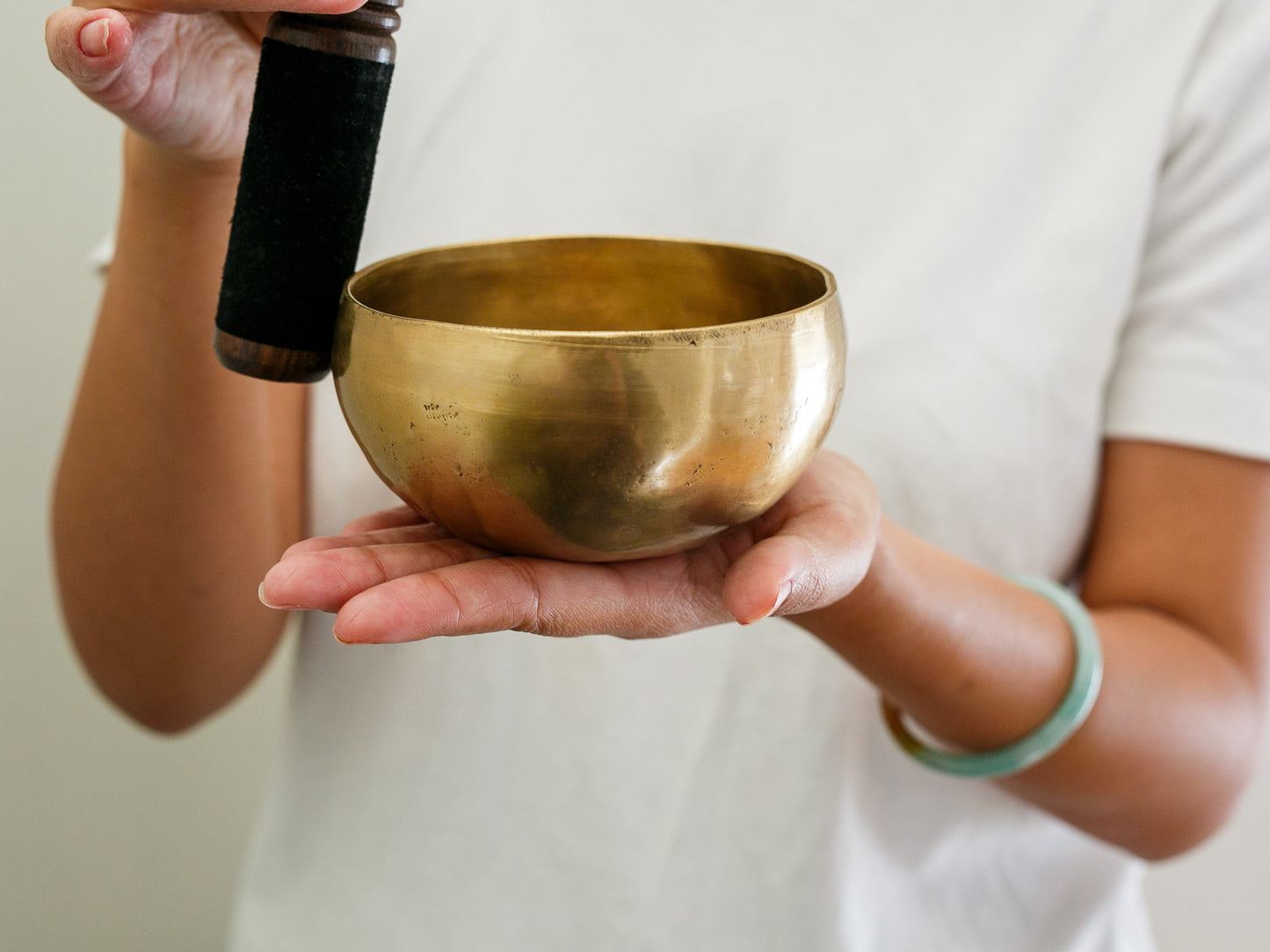 Small Hand Hammered Singing Bowl - Base note D4 (297 Hz)