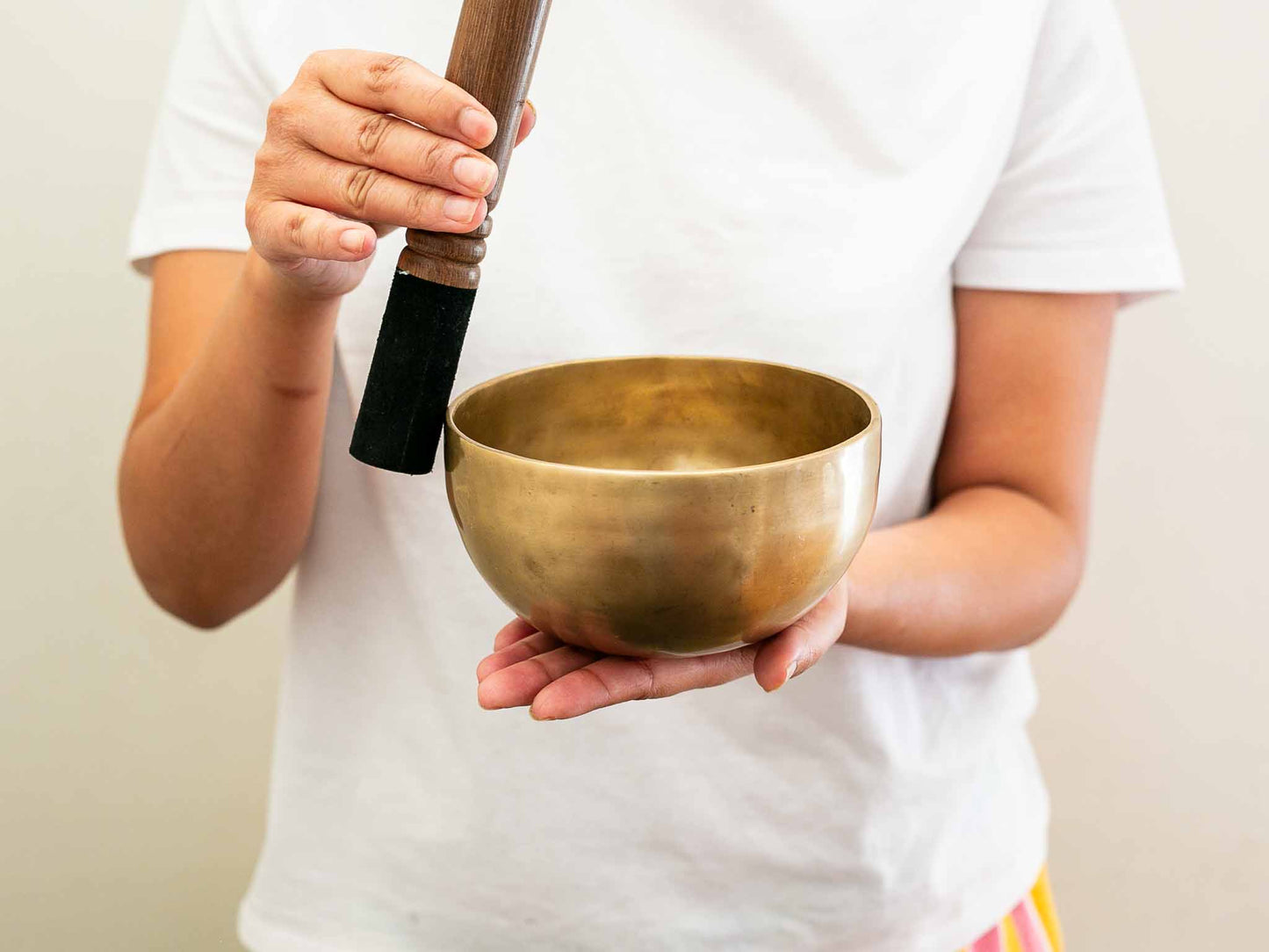 Small Hand Hammered Singing Bowl - Base note F3 (176 Hz)