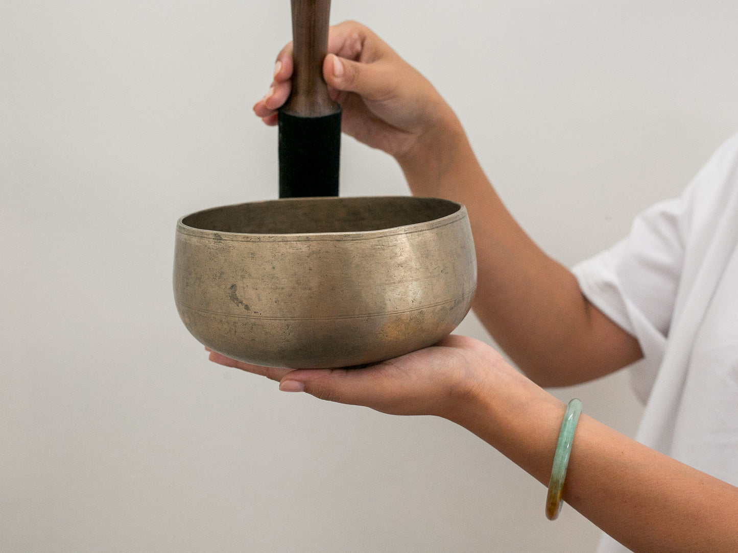 Remuna Singing Bowl - G#3 (208 Hz)