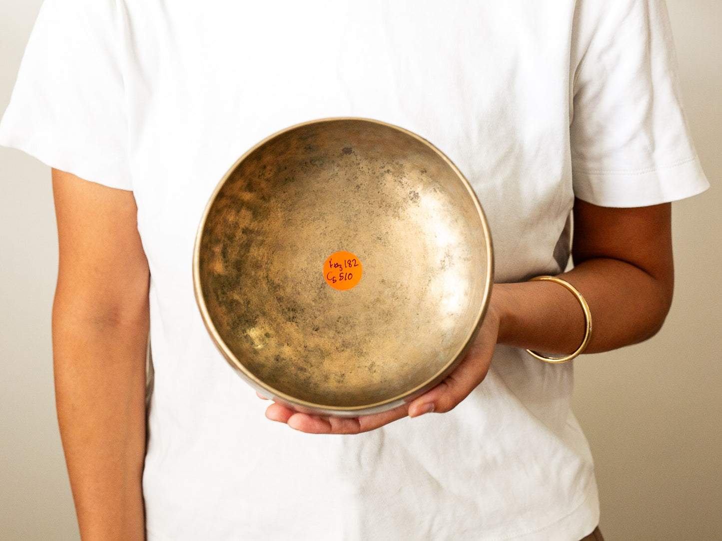 Remuna Singing Bowl - F#3 (182 Hz)