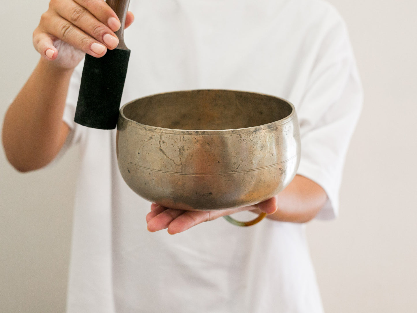 Remuna Singing Bowl - G#3 (204 Hz)