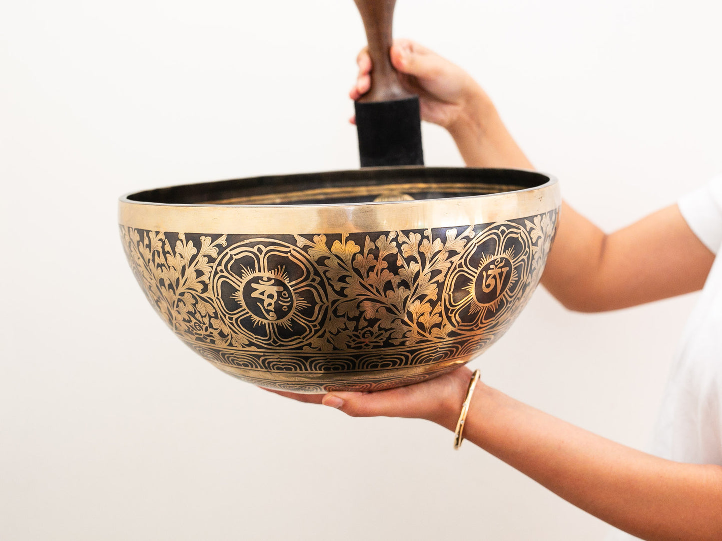 Yantra Singing Bowl (F#2 92)