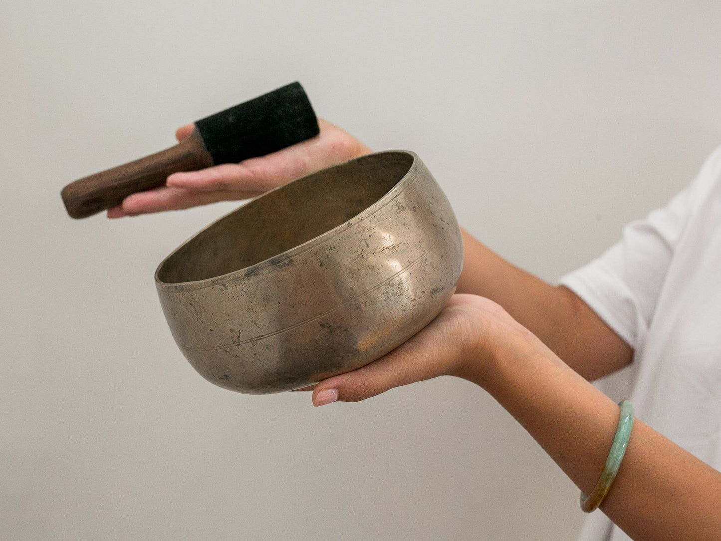 Remuna Singing Bowl - G#3 (204 Hz)