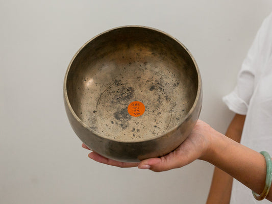 Remuna Singing Bowl - G#3 (204 Hz)