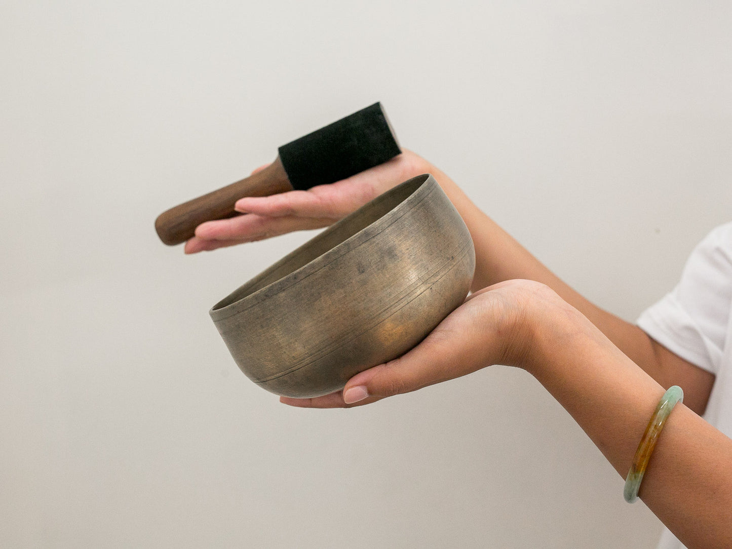 Remuna Singing Bowl - A#3 (238 Hz)