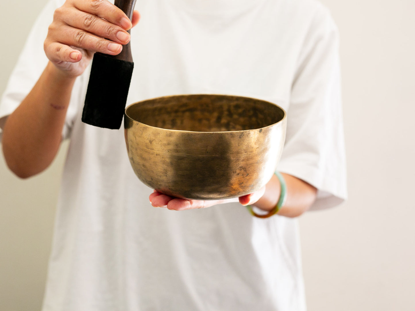 Tara Singing Bowl - Base Note G3 (205 Hz)