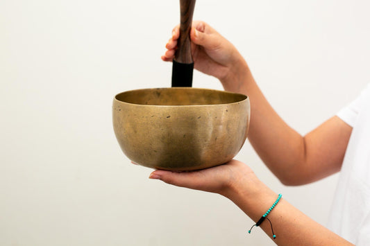 Tara Singing Bowl - Base Note F3 (169 Hz)