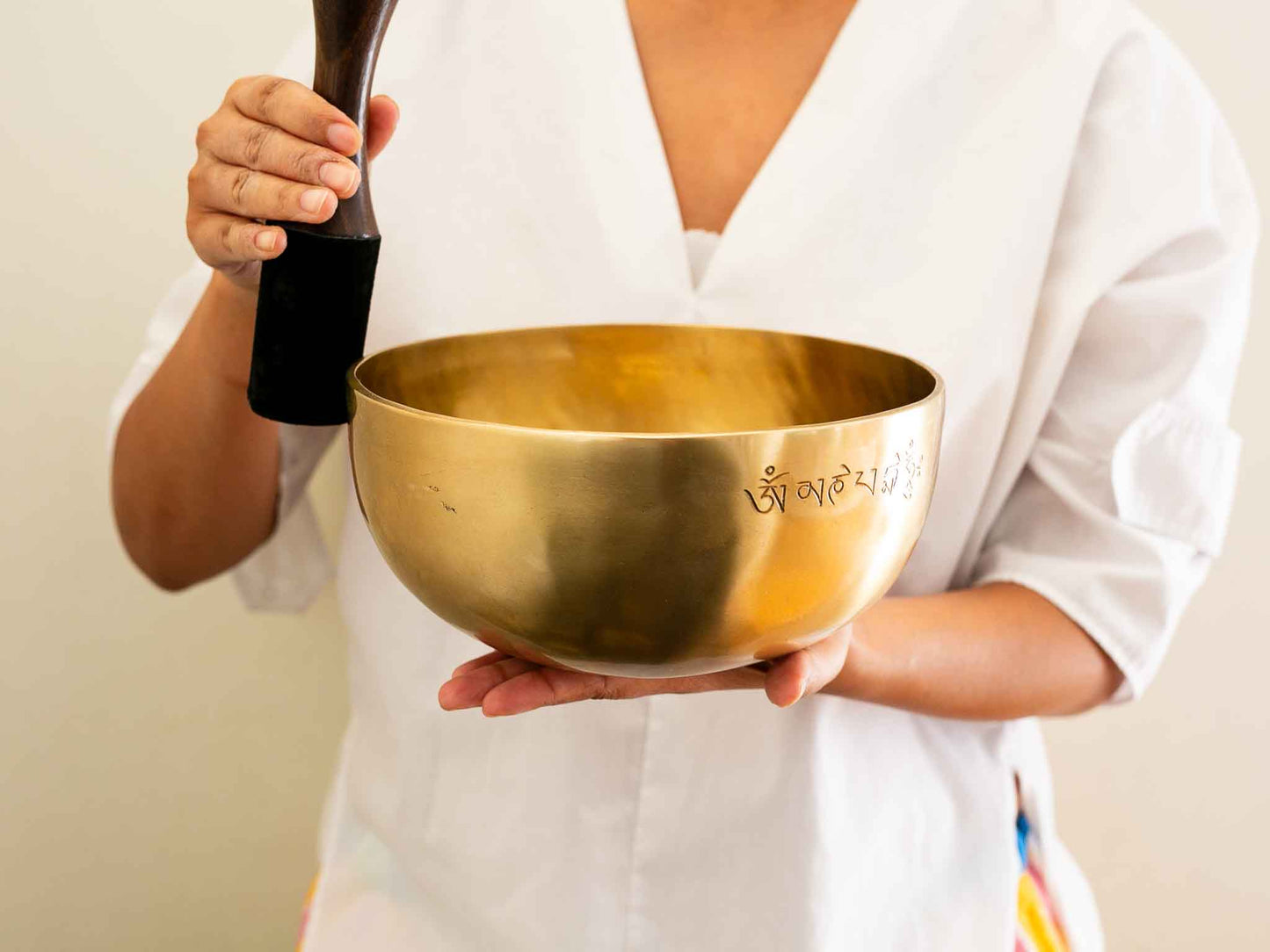 Hand Hammered Moon Singing Bowl - Base Note C#3 (141) Hz