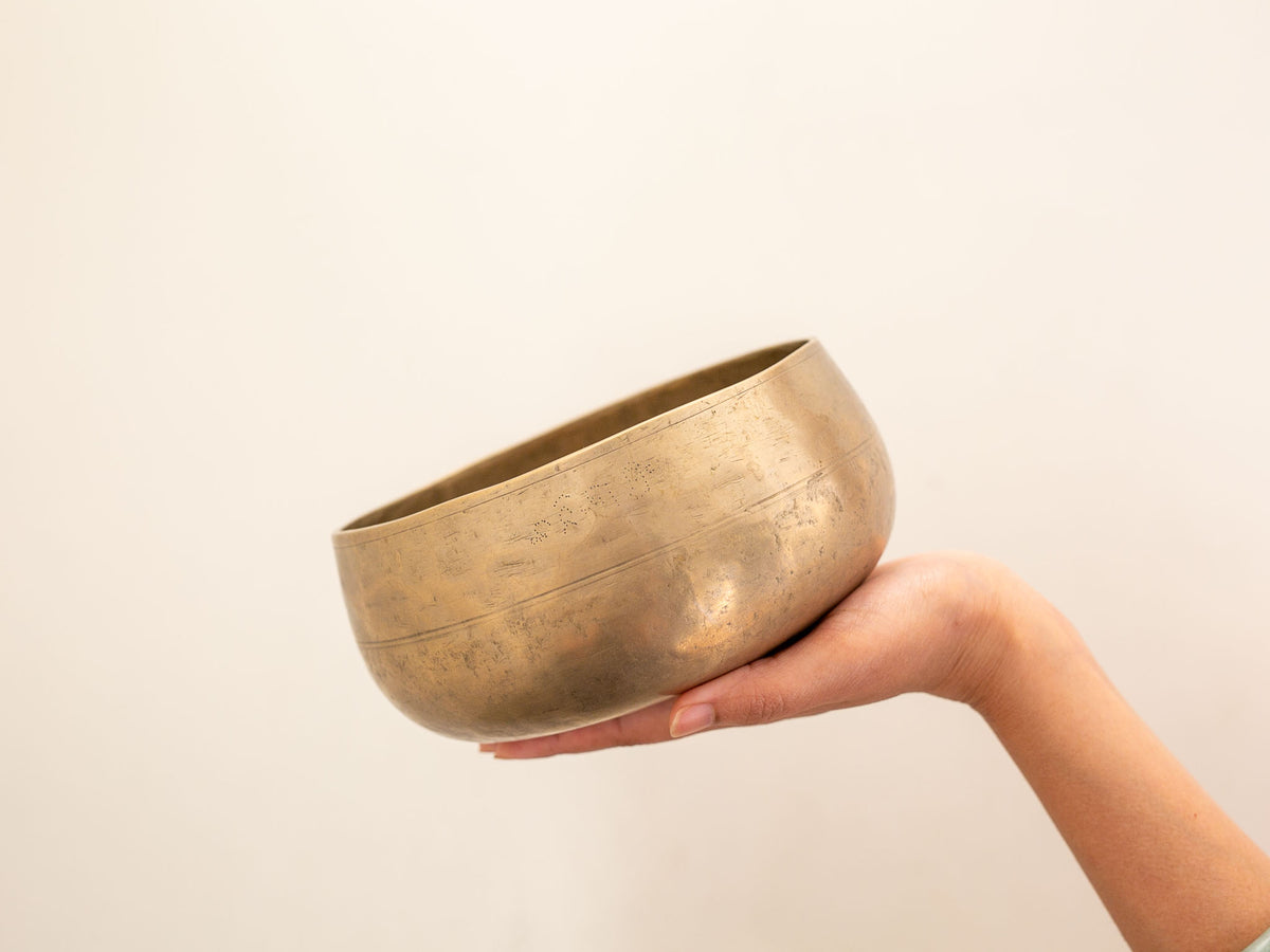 Remuna Singing Bowl - G3 (198 Hz)