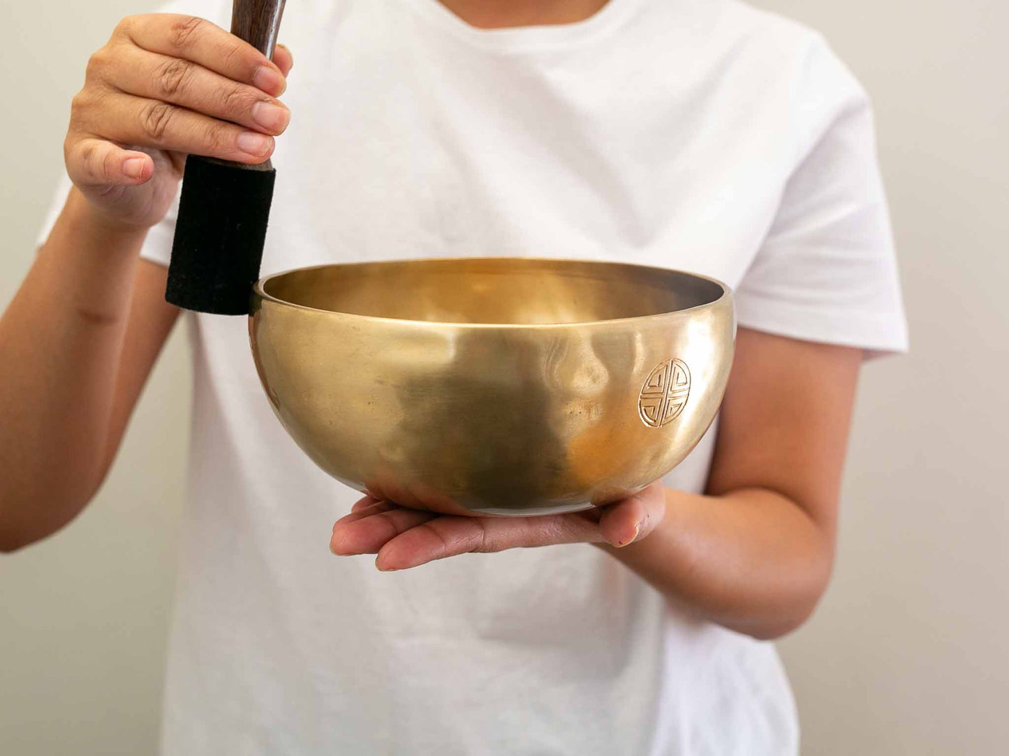 Hand Hammered Moon Singing Bowl - Base Note A2 112 Hz