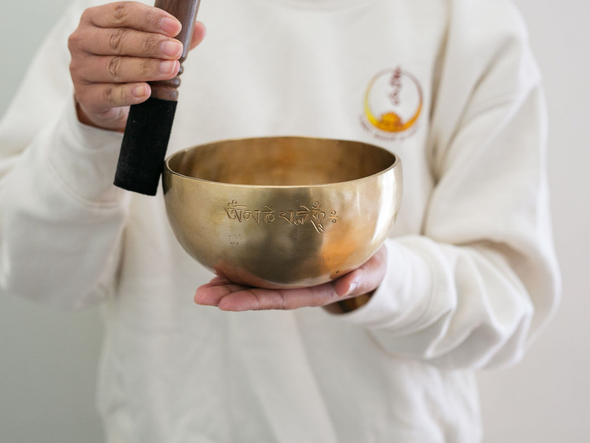 Hand Hammered Moon Singing Bowl - Base Note D4 296 Hz