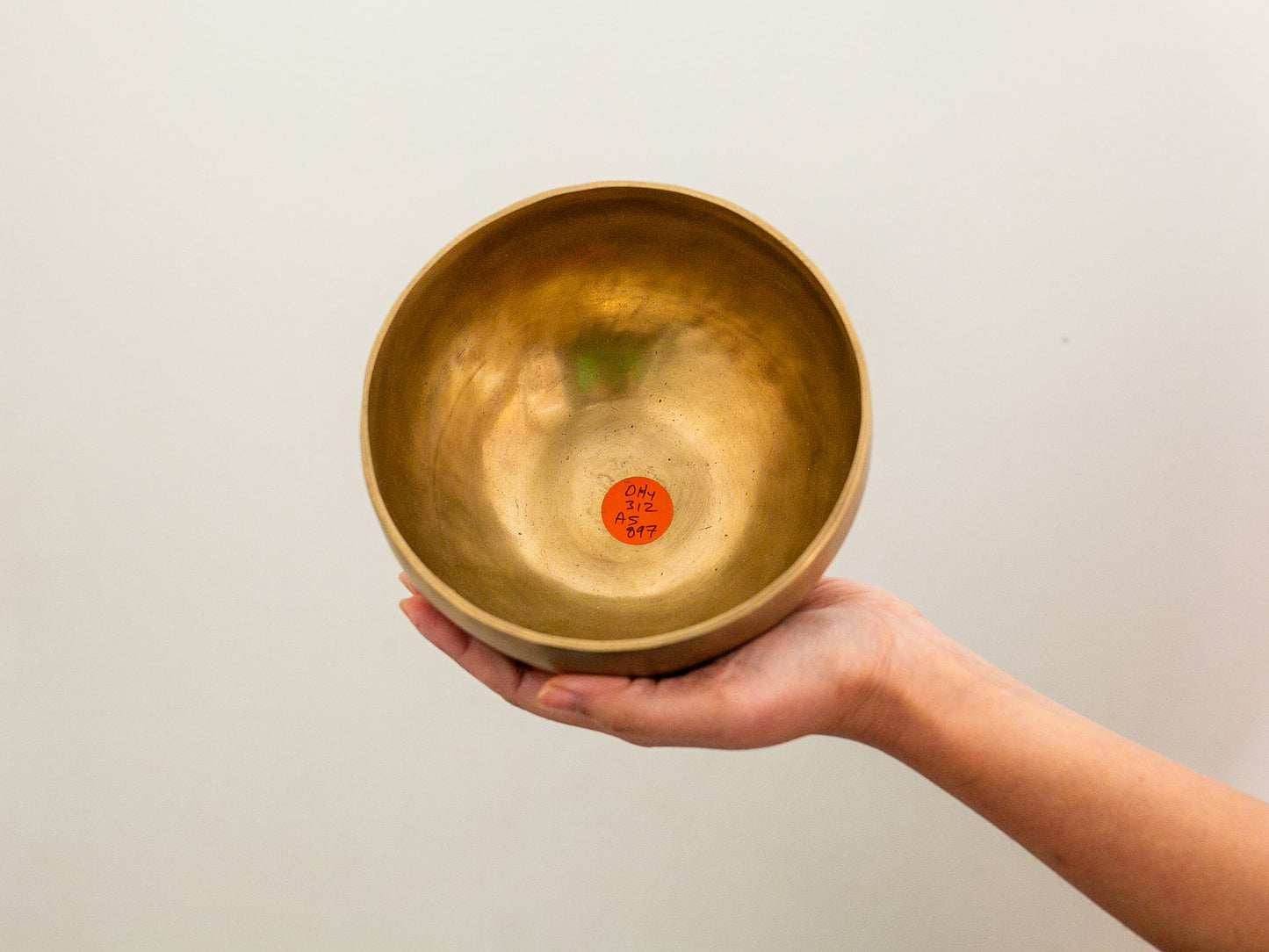 Small Hand Hammered Singing Bowl - Base note D#4 (312)