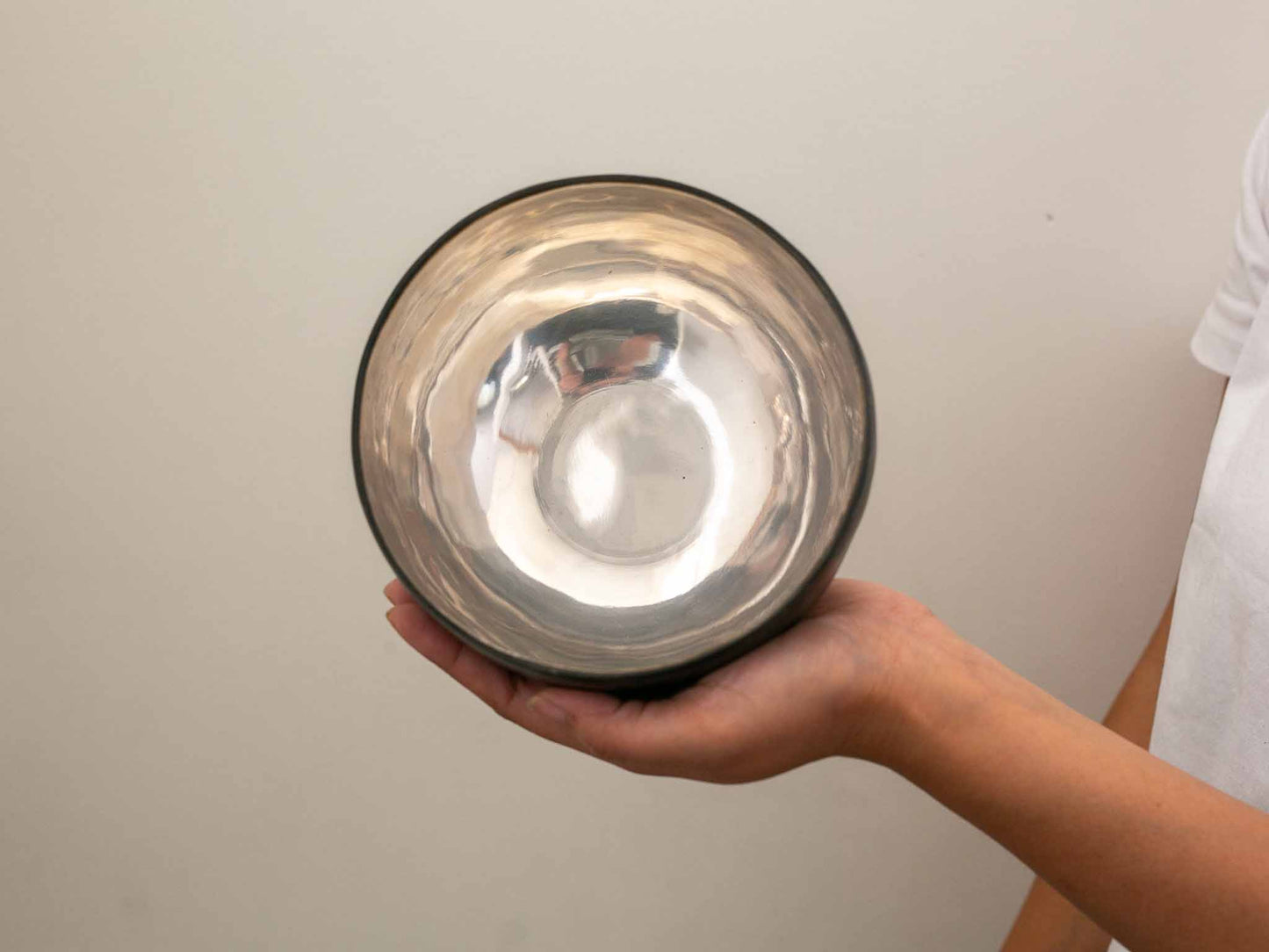Silver Moon Singing Bowl - Base Note E4 (321)