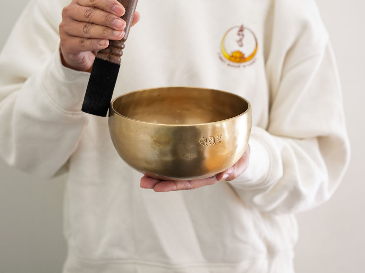 Hand Hammered Moon Singing Bowl - Base Note D#3 157 Hz