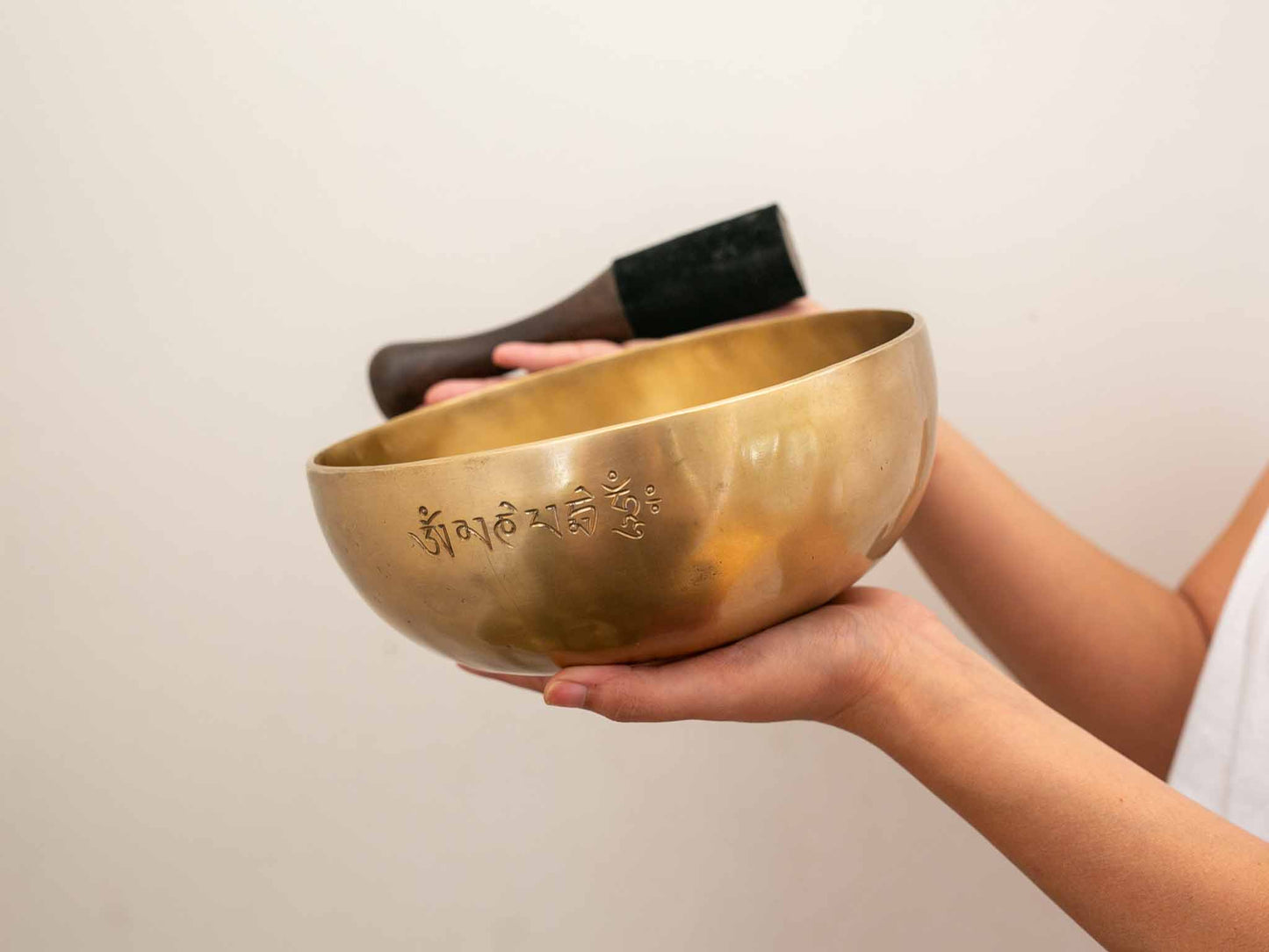 Hand Hammered Moon Singing Bowl - Base Note F#3 189 Hz