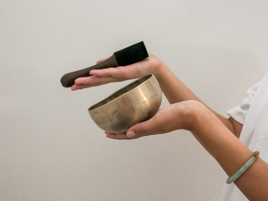 Small Tara Singing Bowl - Base Note D#4 (310)