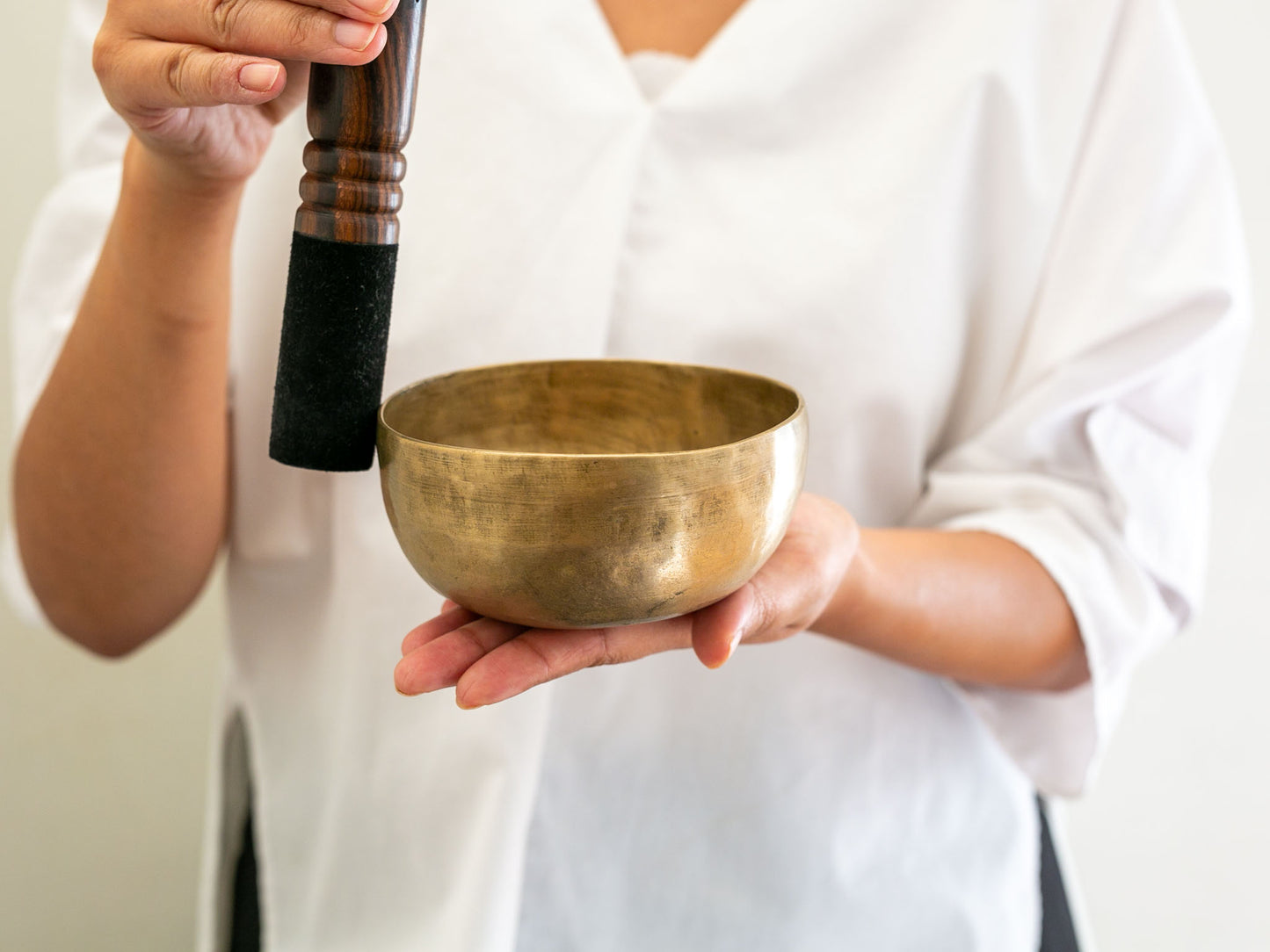 Small Tara Singing Bowl - Base Note E4 (332)