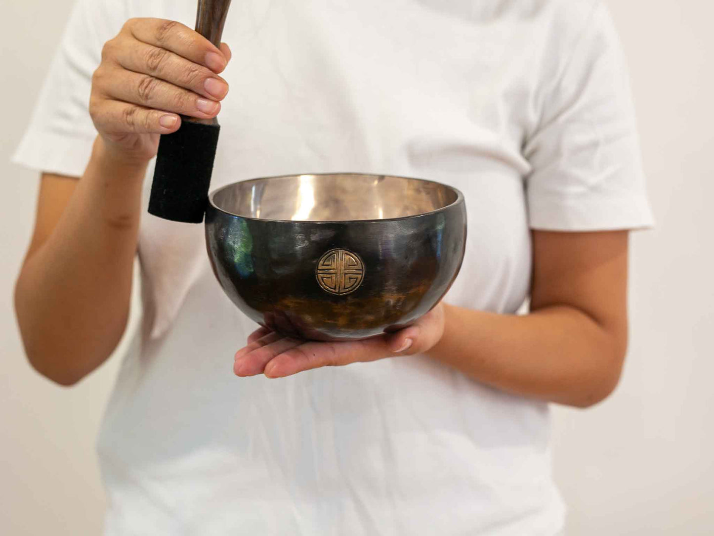 Silver Moon Singing Bowl - Base Note F4 (340 Hz)