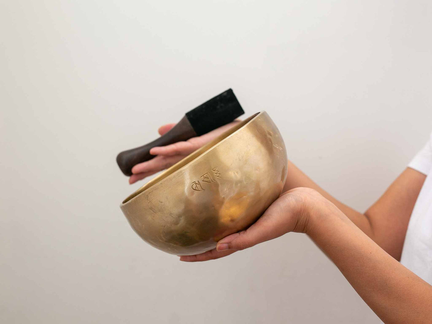 Hand Hammered Moon Singing Bowl - Base Note B2 242 Hz