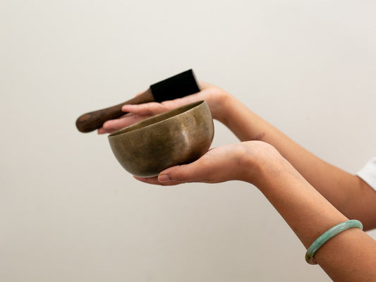 Small Tara Singing Bowl - Base Note G#4 (205)