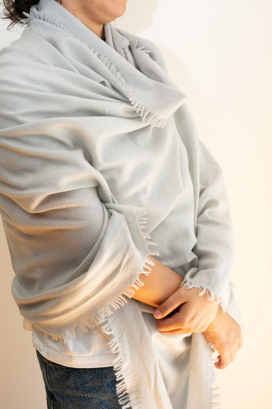 (A Grade) Fine Chyangra Pashmina Shawl