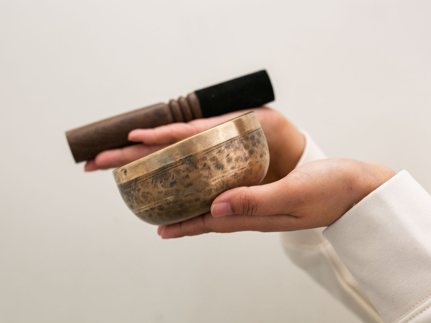 Small Tara Singing Bowl - Base Note C5 (510 Hz)