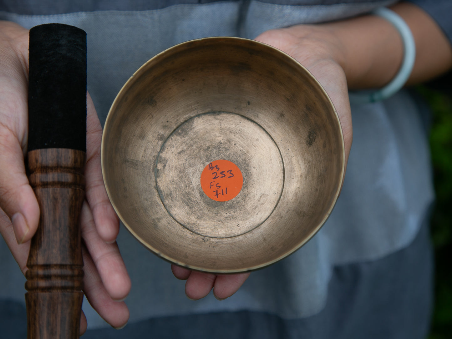 Small Old 'Tara' Singing Bowl - Base Note B3 (253 Hz)