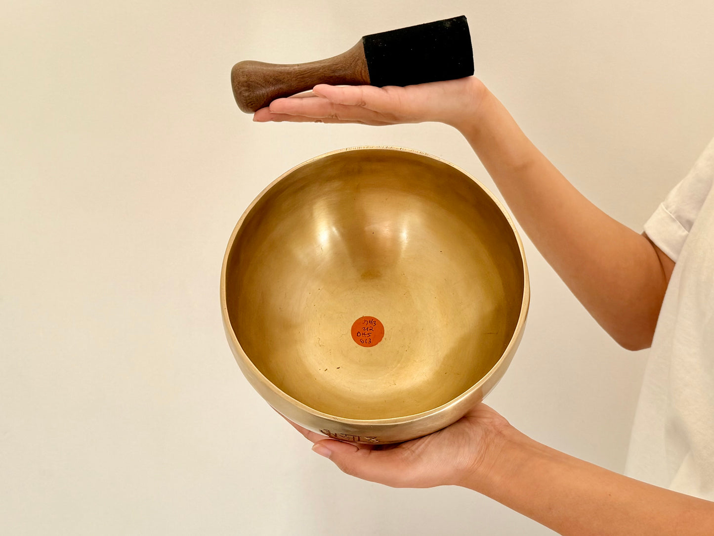 Hand Hammered Moon Singing Bowl - Base Note G#3 212 Hz