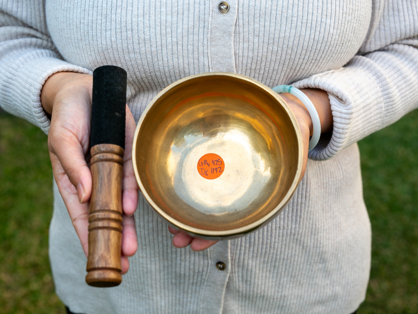 Small Contemporary Flow Singing Bowl - Base note G#4 (425 Hz)
