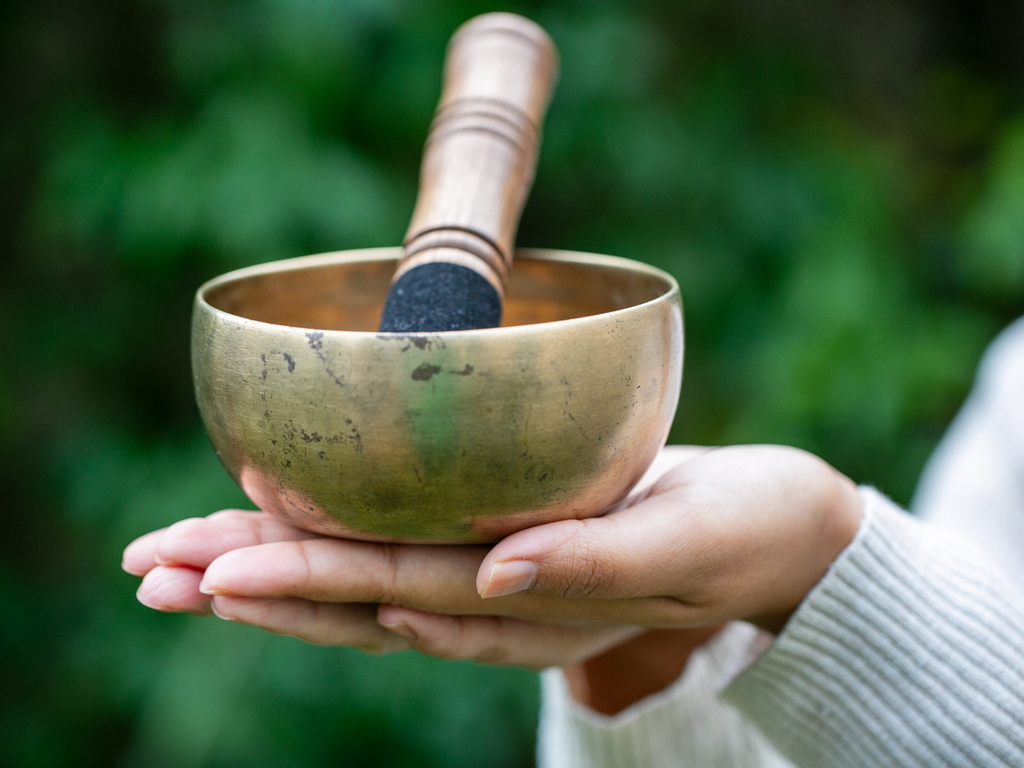 Small Old 'Tara' Singing Bowl - Base Note F4 (345 Hz)