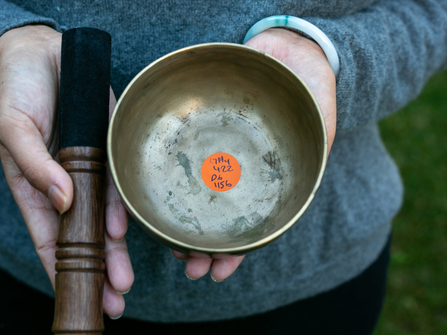 Small Old 'Tara' Singing Bowl - Base Note G#4 (422 Hz)