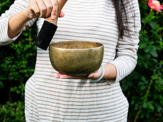 Old 'Tara' Singing Bowl - Base Note F#3 (185 Hz)