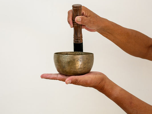 Small Tara Singing Bowl - Base Note F#4 (362 Hz)