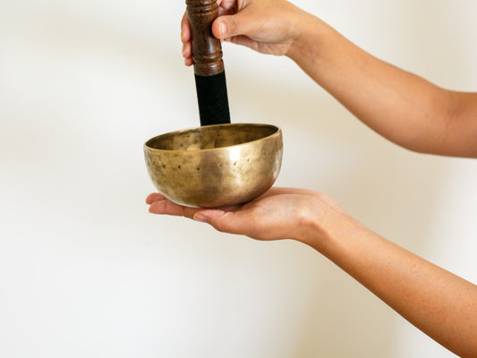 Small Tara Singing Bowl - Base Note D#4 (317 Hz)