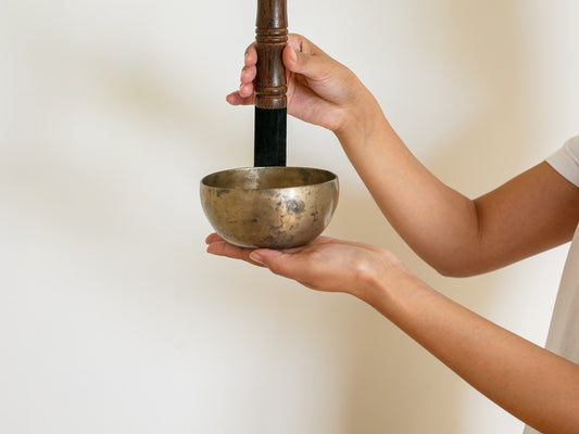 Small Tara Singing Bowl - Base Note G#4 (405 Hz)