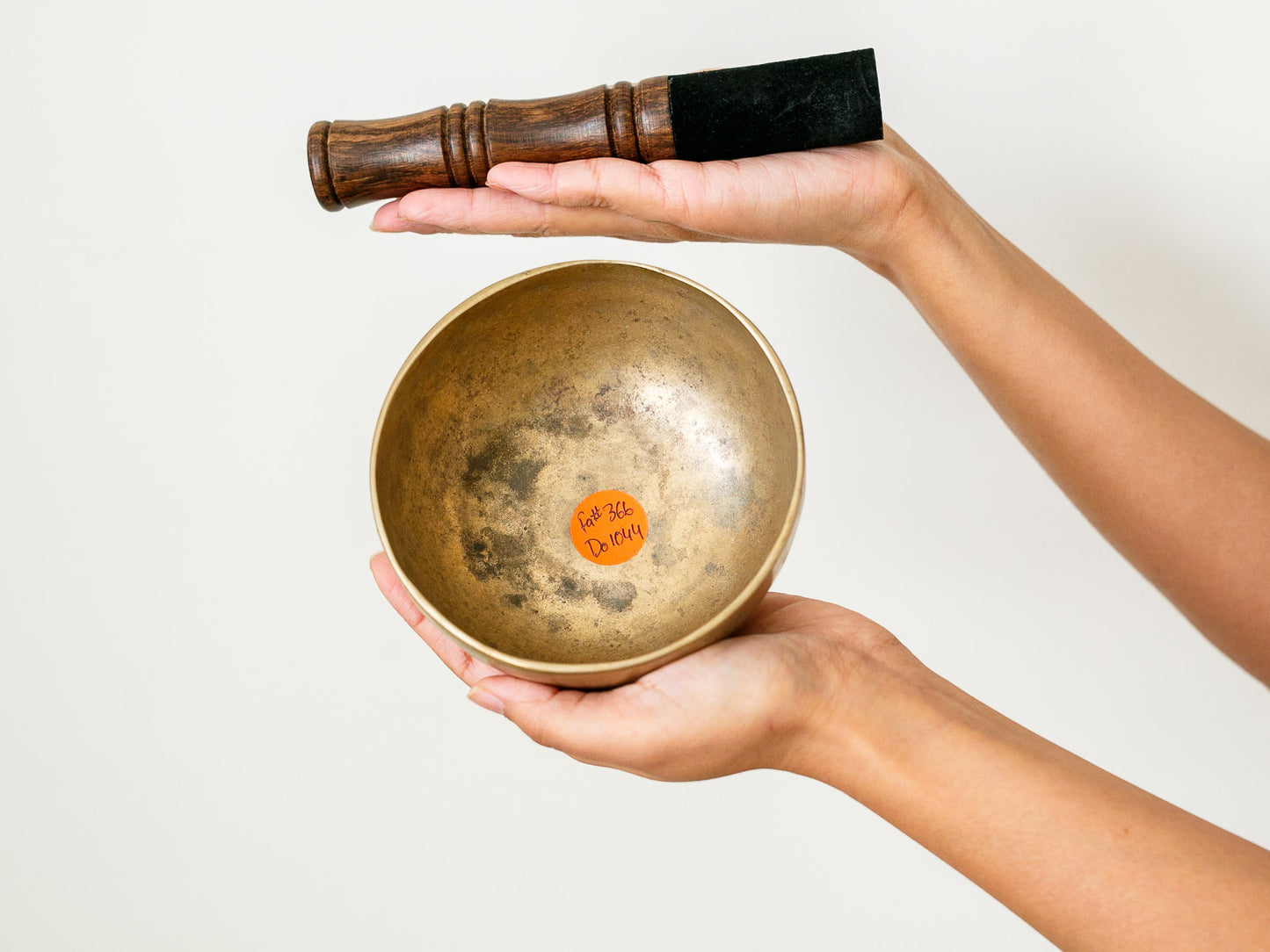 Small Tara Singing Bowl - Base Note F#4 (366 Hz)