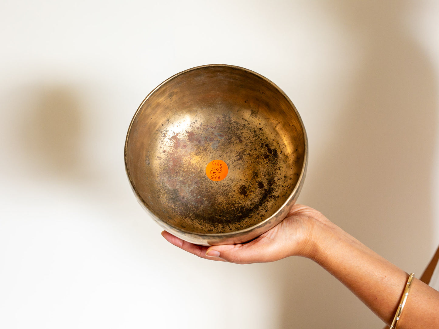 Tara Singing Bowl - Base Note G#3 (203 Hz)