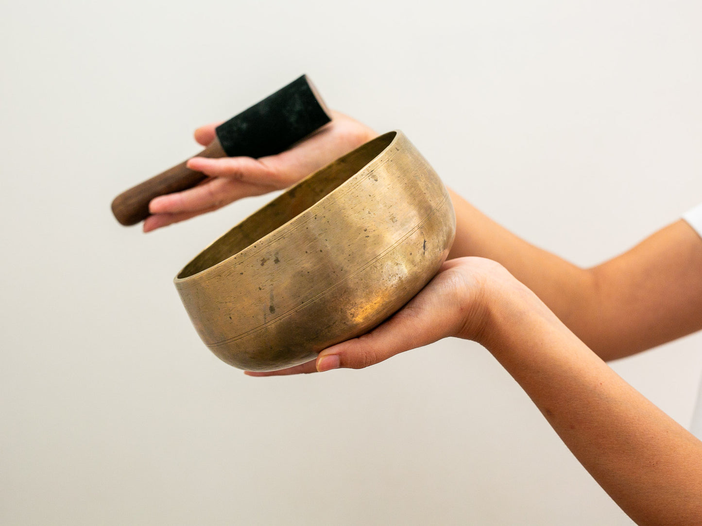 Remuna Singing Bowl - G3 (197 Hz)