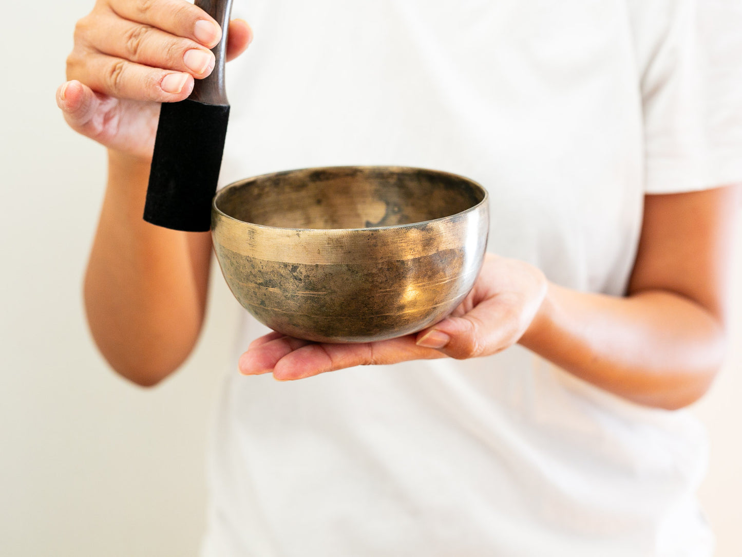 Small Tara Singing Bowl - Base Note F4 (340 Hz)