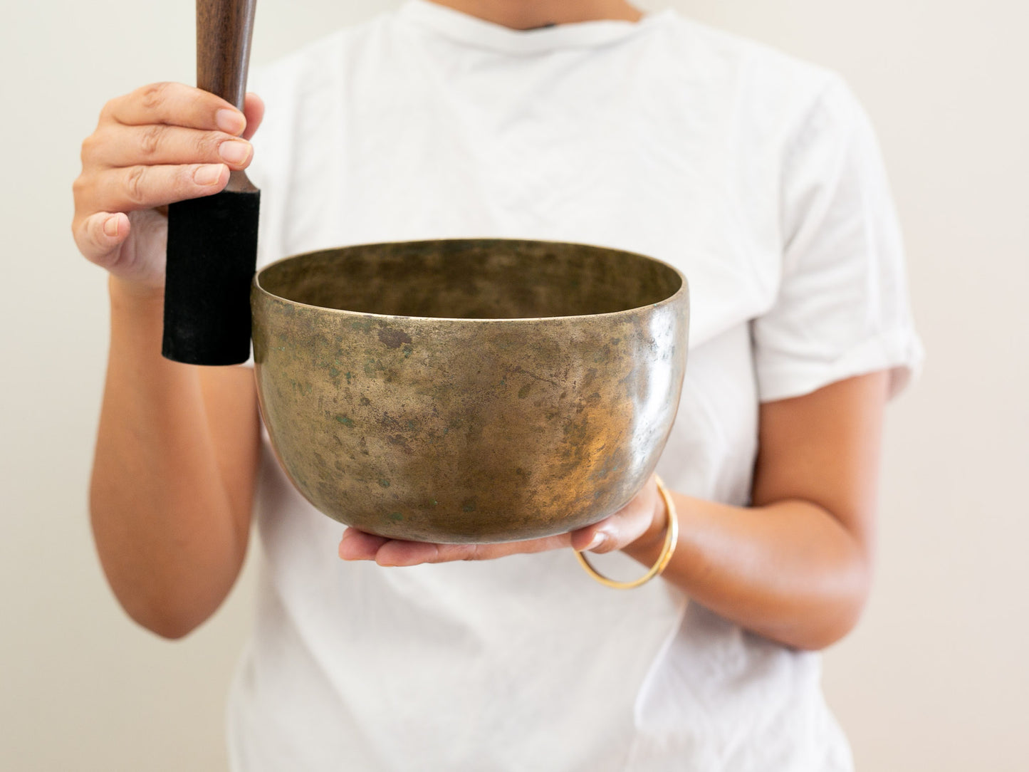 Tara Singing Bowl - Base Note E3 (162 Hz)